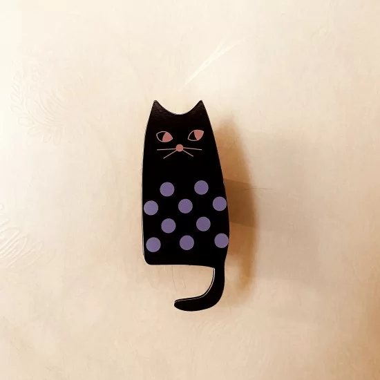 Stylish Black Polka Dot Cat Wall Hook